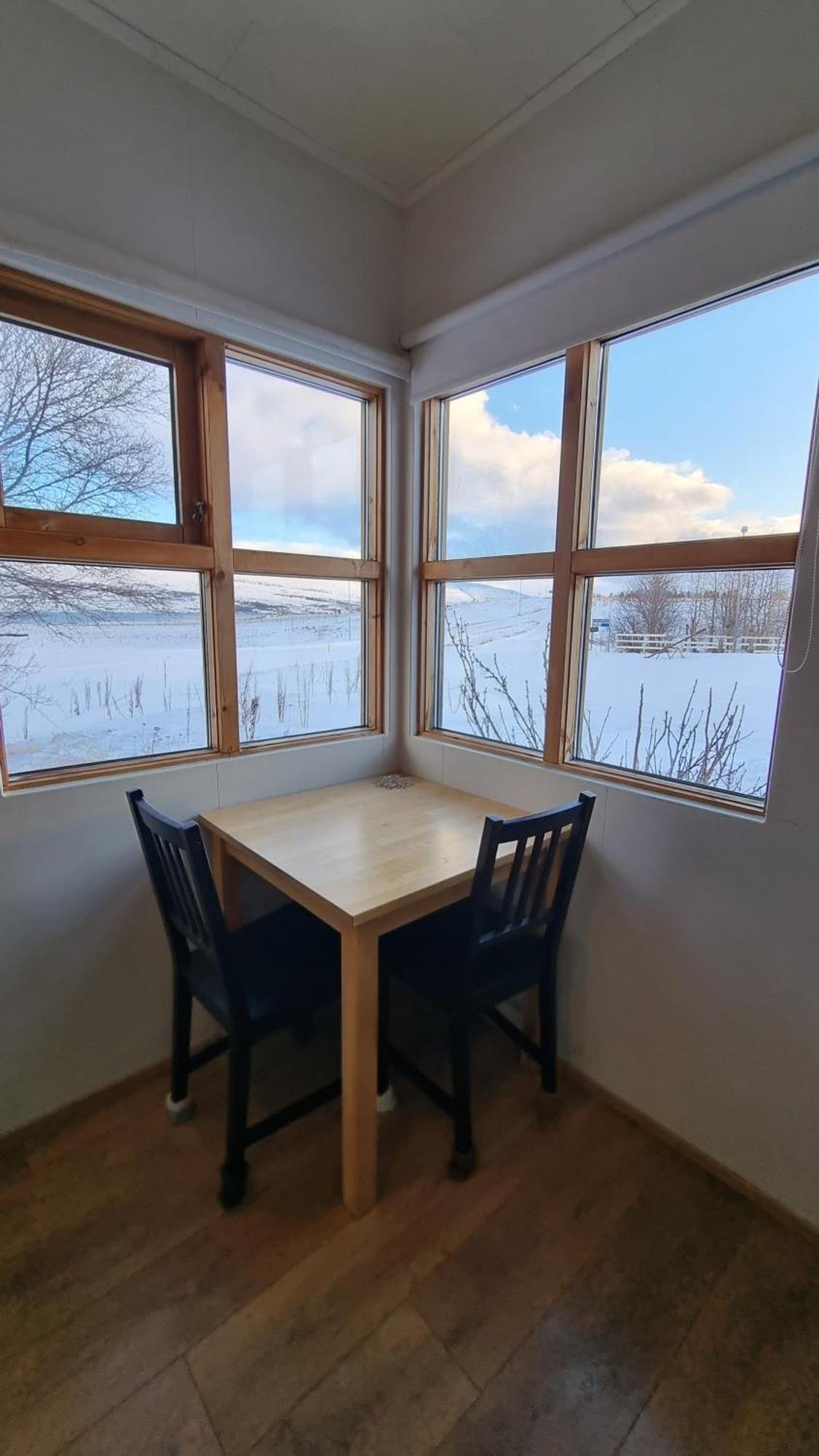Guesthouse Petursborg Акурейри Экстерьер фото